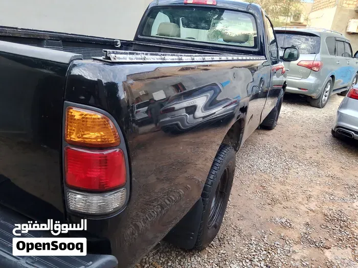 Toyota Tundra 2004 photo 3