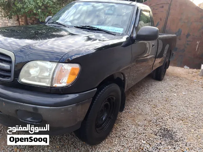 Toyota Tundra 2004 photo 2
