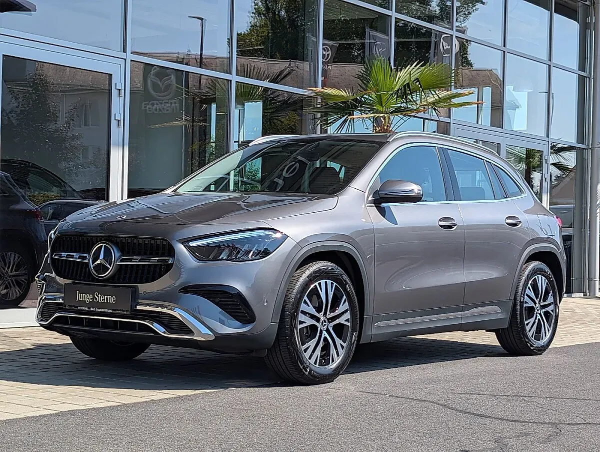 Mercedes-Benz Gla 2025 photo 2