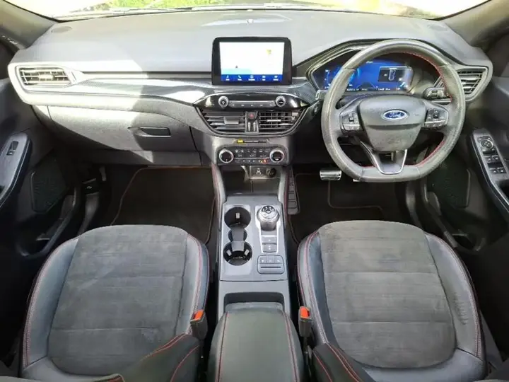 Ford Kuga 2022 photo 3