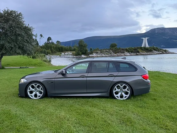 BMW 530D 2011 photo 3