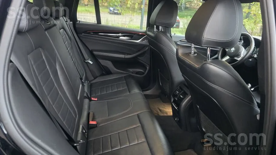 BMW X3 2019 photo 2