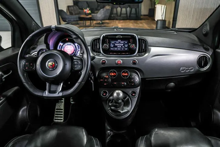 Fiat 500 2017 photo 2