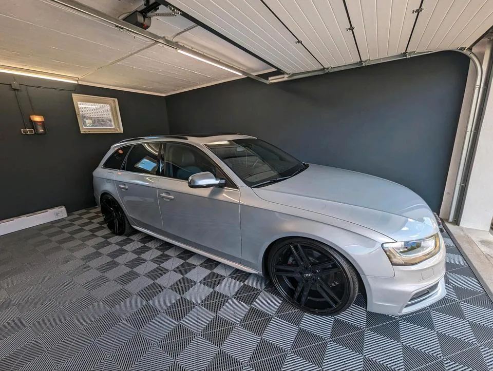 Audi S4