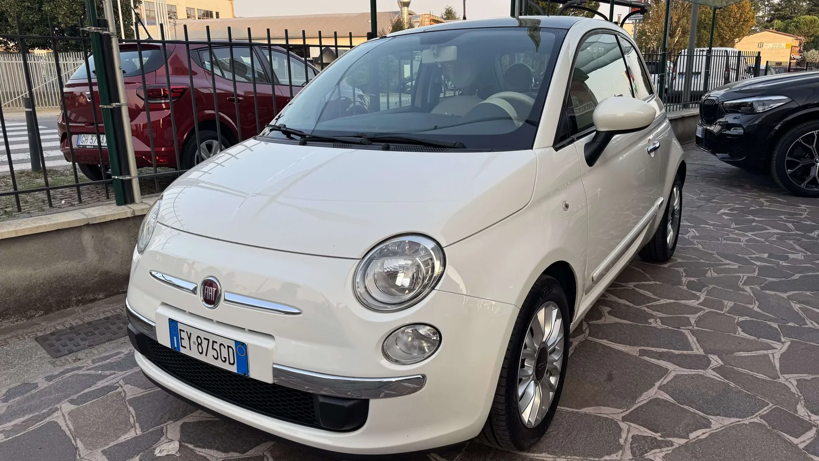 Fiat 500 2015 photo 2