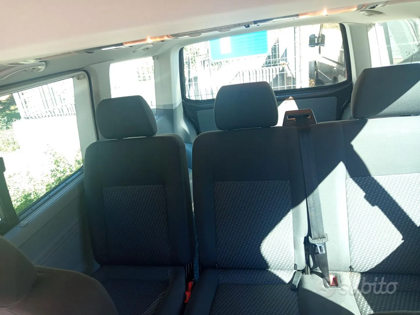 Volkswagen Transporter 2014 photo 3