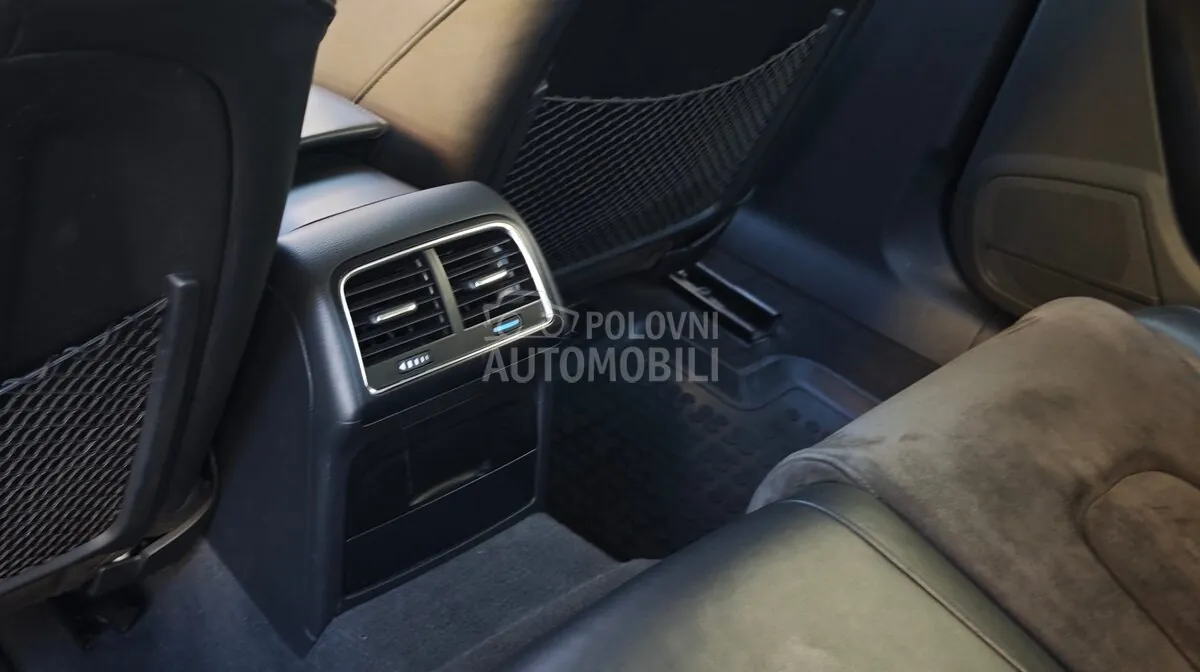 Audi A4 2009 photo 4