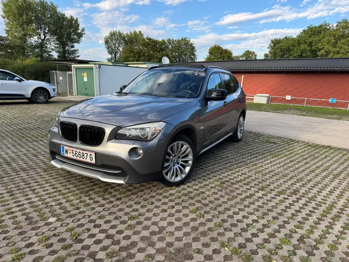 BMW X1 2010 photo 2