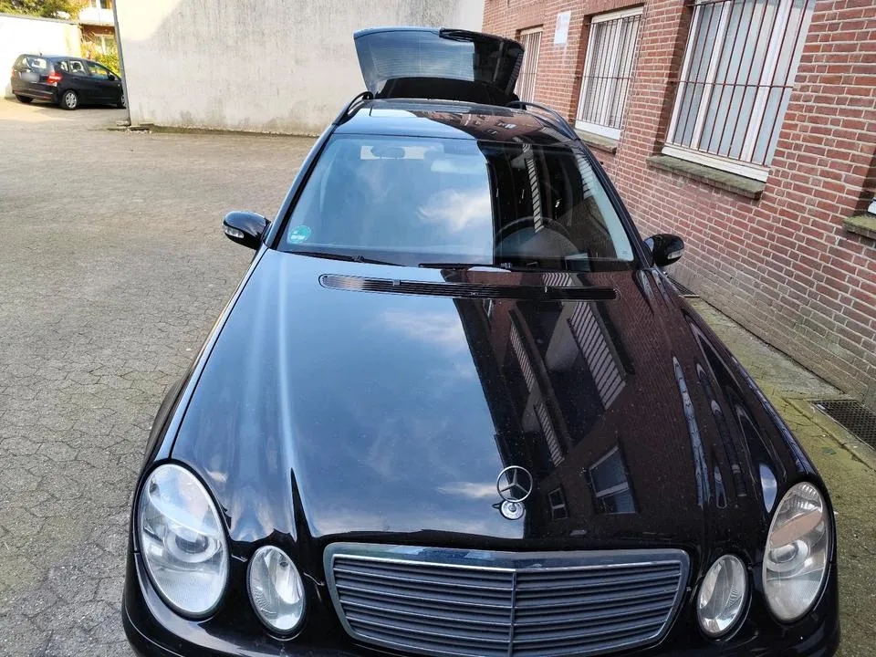 Mercedes-Benz E 220 Cdi