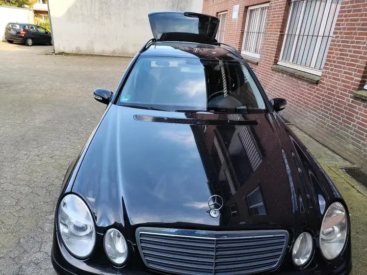 Mercedes-Benz E 220 Cdi