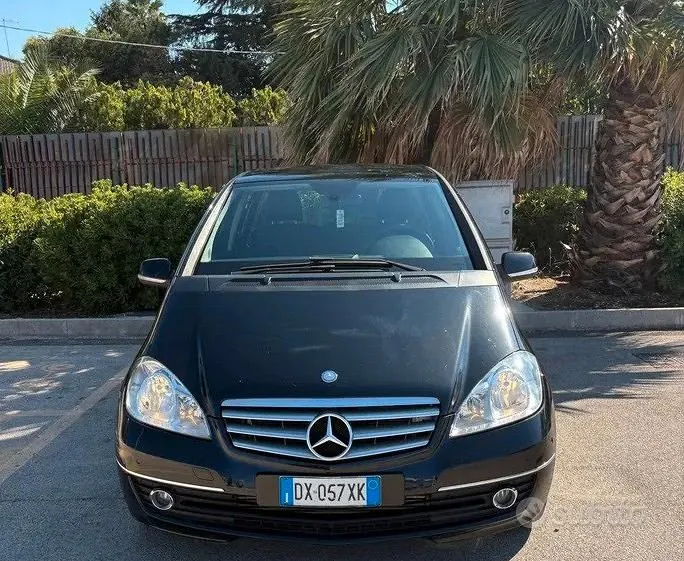 Mercedes-Benz A