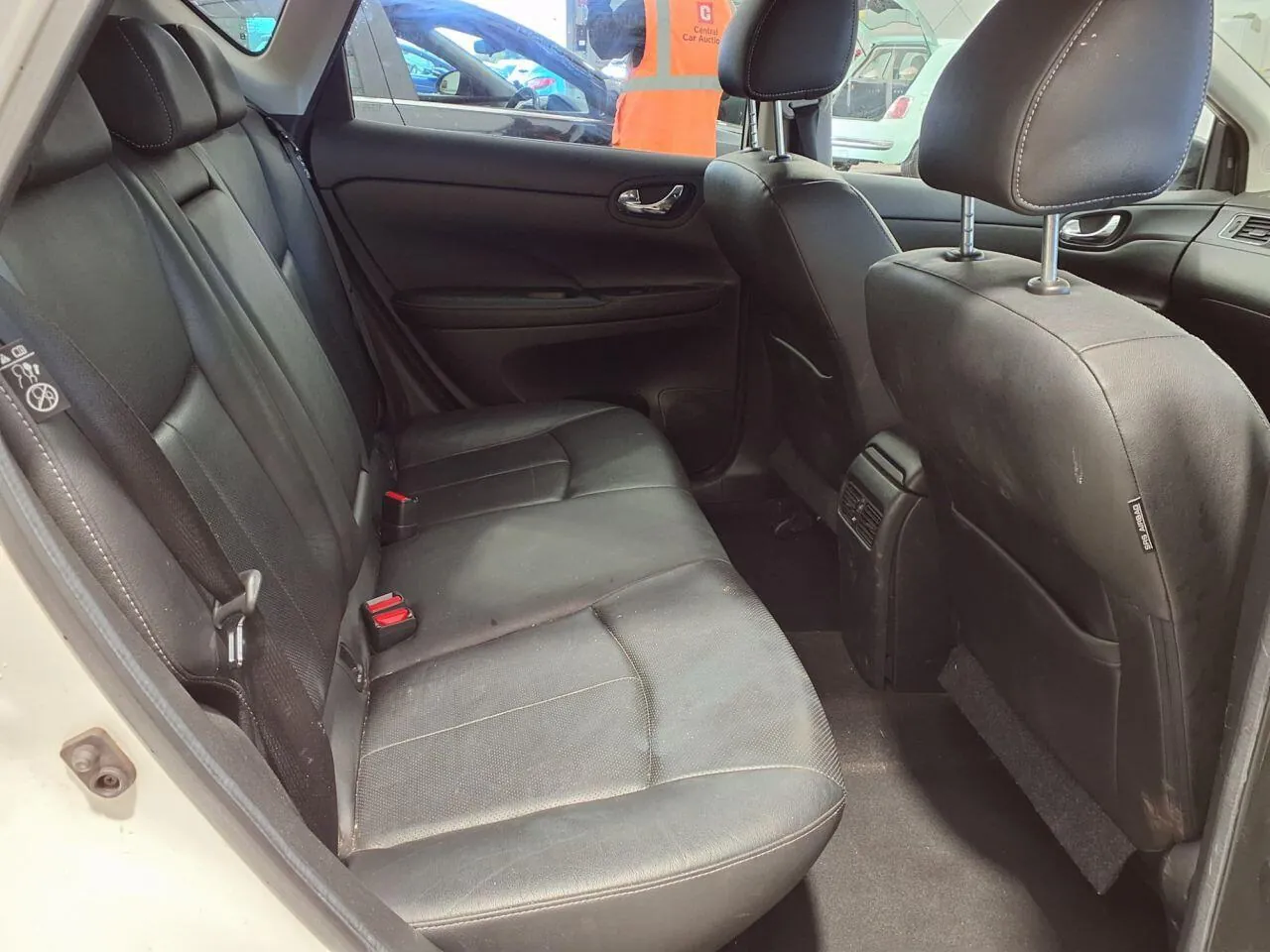 Nissan Pulsar 2014 photo 3
