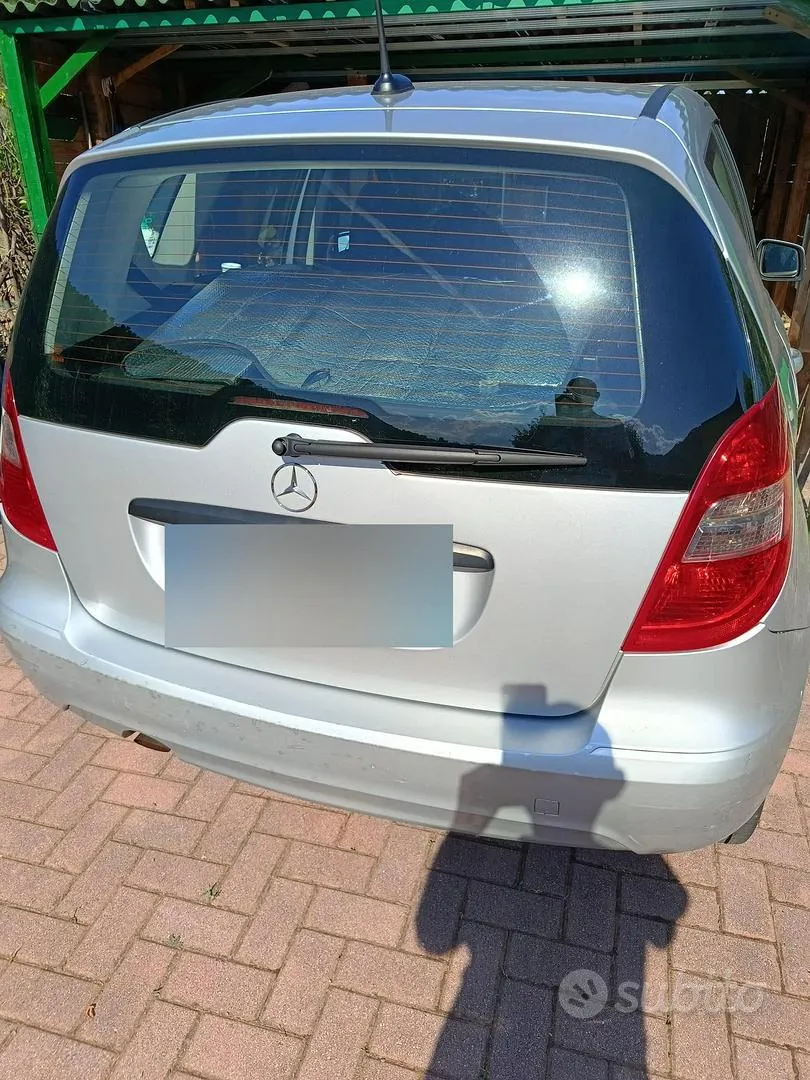 Mercedes-Benz A-Class 2013 photo 3