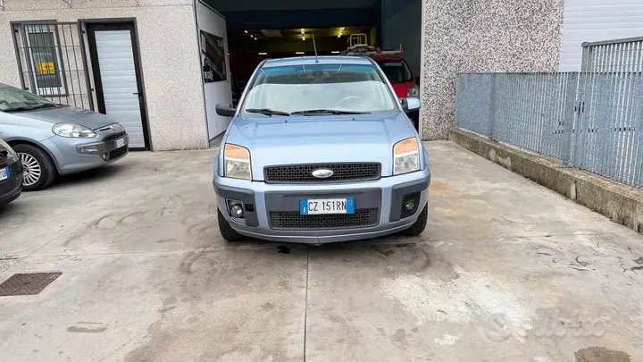 Ford Fusion 2006 photo 3