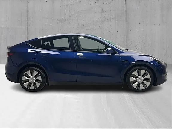 Tesla Model Y 2022 photo 3