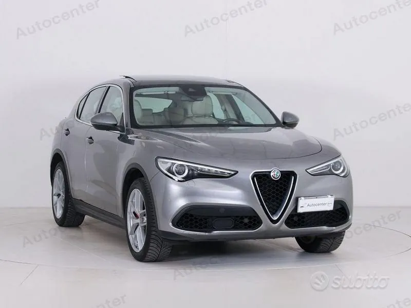 Alfa Romeo Stelvio 2018 photo 3