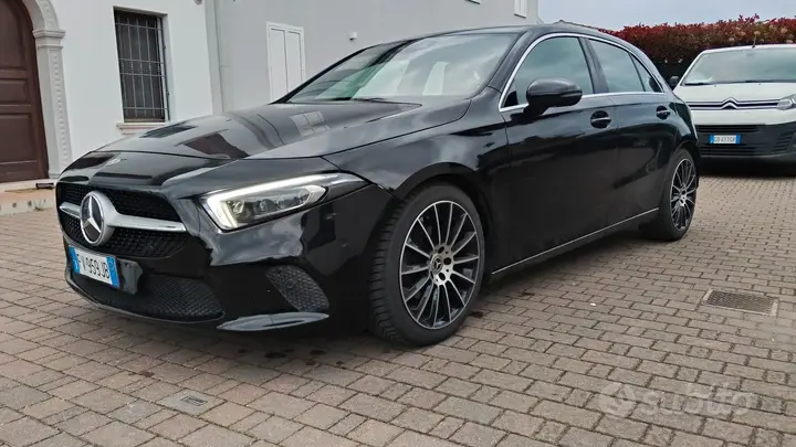 Mercedes-Benz A 180
