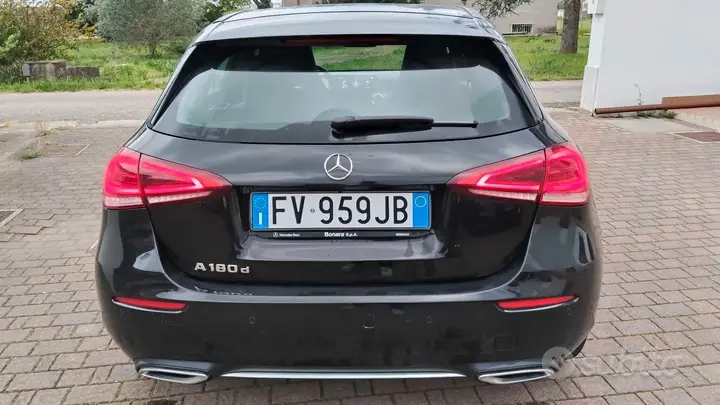 Mercedes-Benz A 180 2019 photo 5