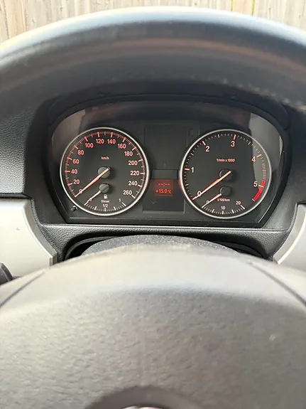 BMW 318D 2008 photo 4