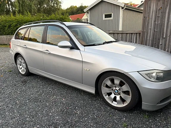 BMW 318D 2008 photo 5
