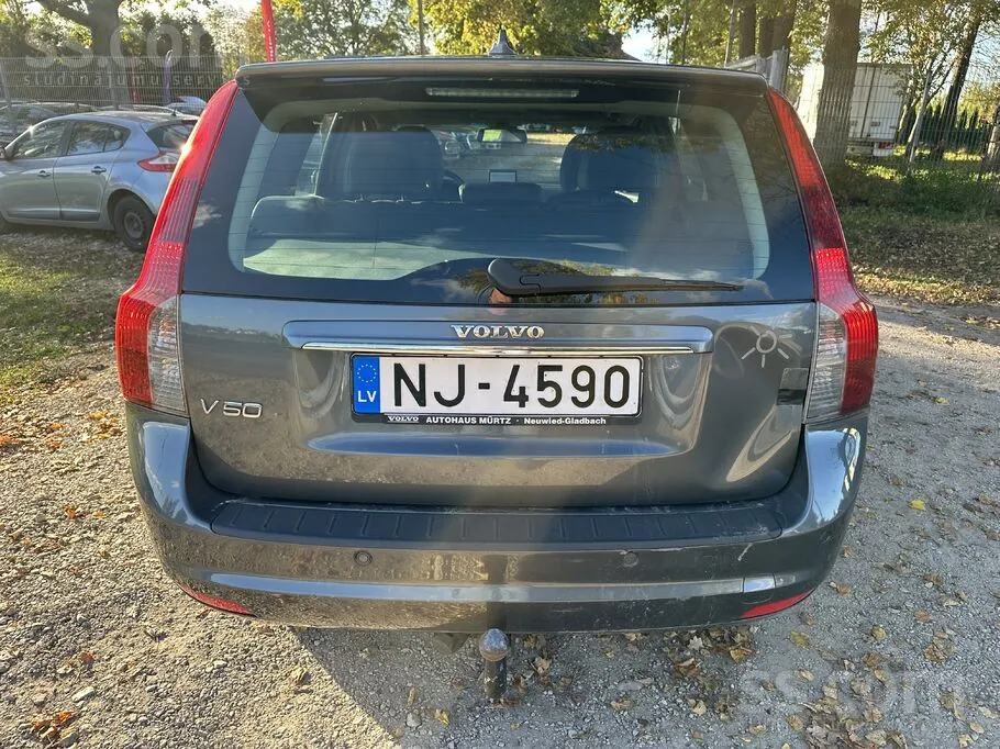 Volvo V50 2008 photo 4