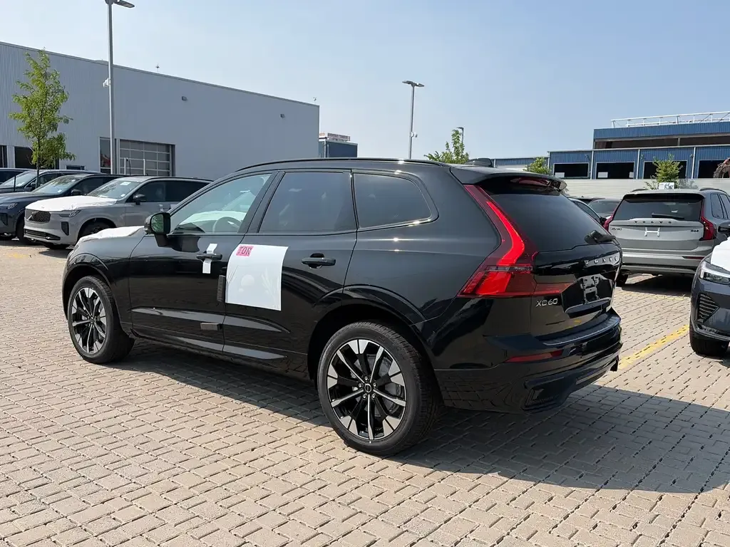 Volvo Xc60 2027 photo 4