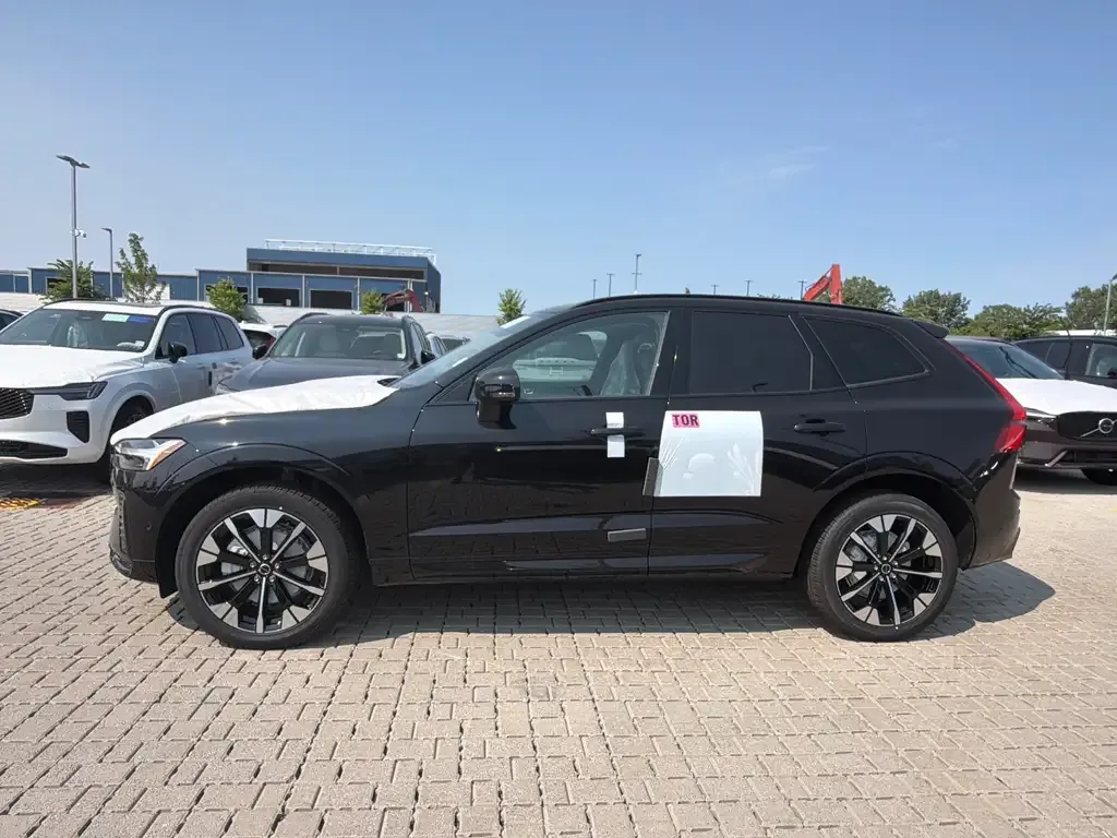 Volvo Xc60 2027 photo 3