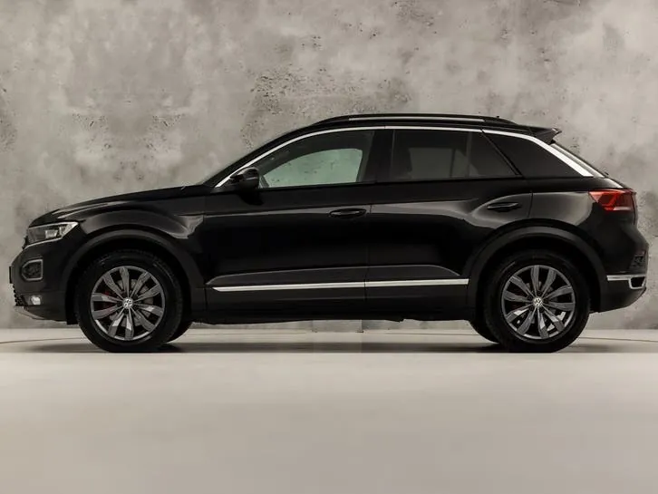 Volkswagen T-Roc 2019 photo 2