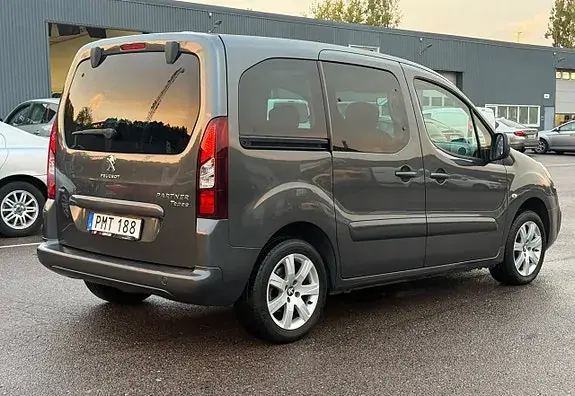 Peugeot Partner Tepee 2015 photo 5