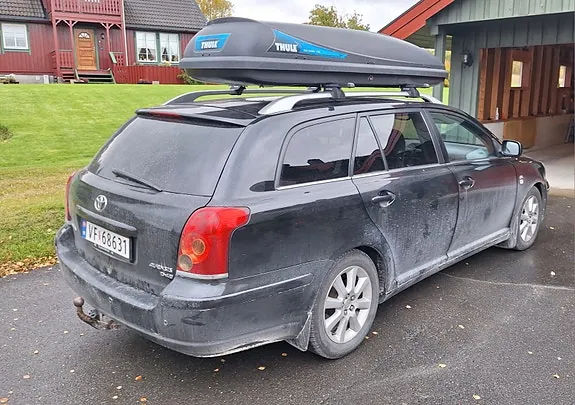 Toyota Avensis 2005 photo 4