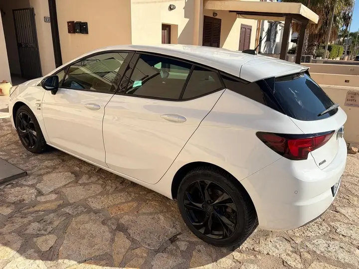 Opel Astra 2020 photo 3