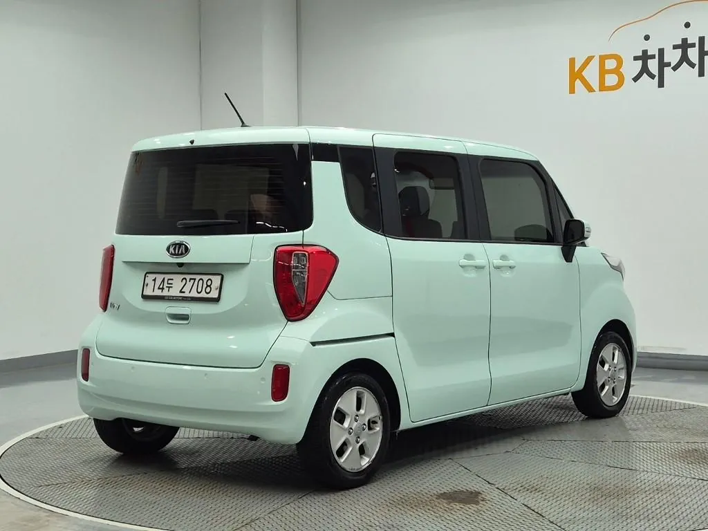 Kia Ray 2012 photo 3