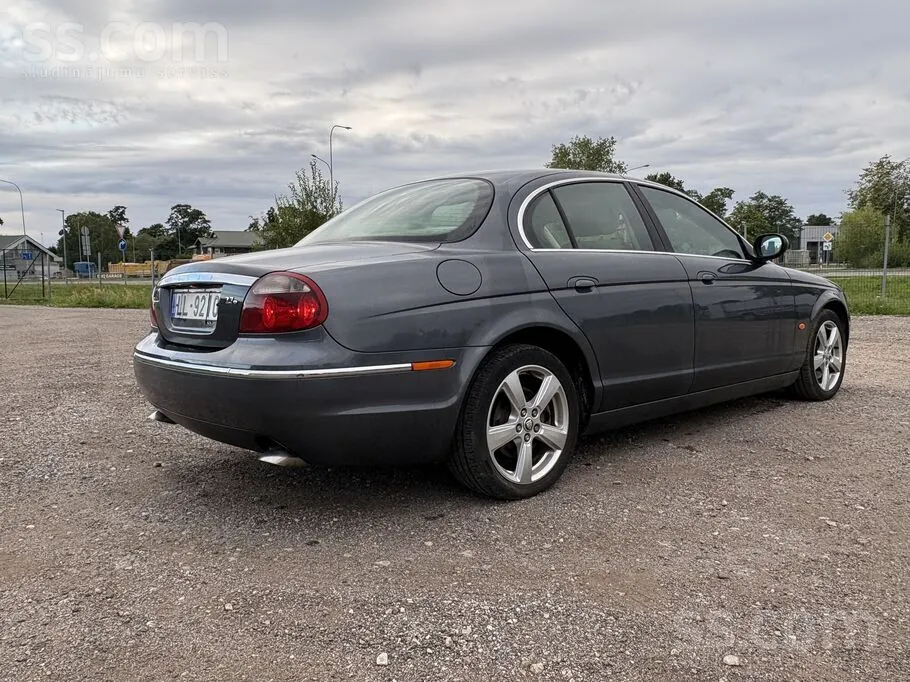 Jaguar S-Type 2004 photo 5