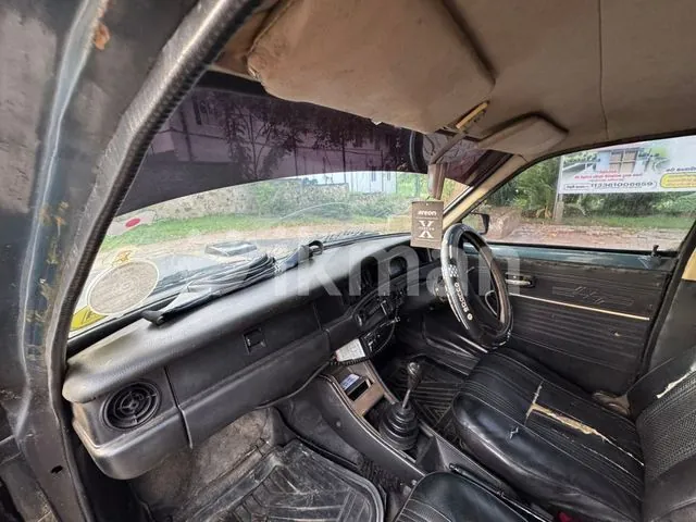 Nissan Sunny 1978 photo 2