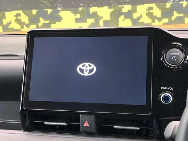Toyota Corolla Hybrid 2025 photo 4