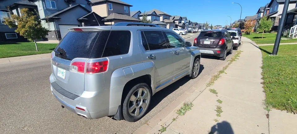 GMC Terrain 2013 photo 2