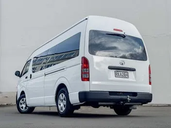 Toyota Hiace 2018 photo 4