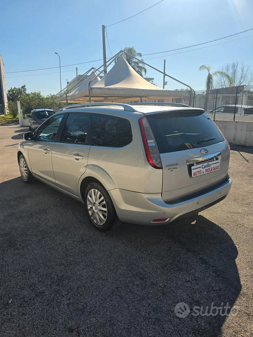 Ford Focus 2008 photo 4