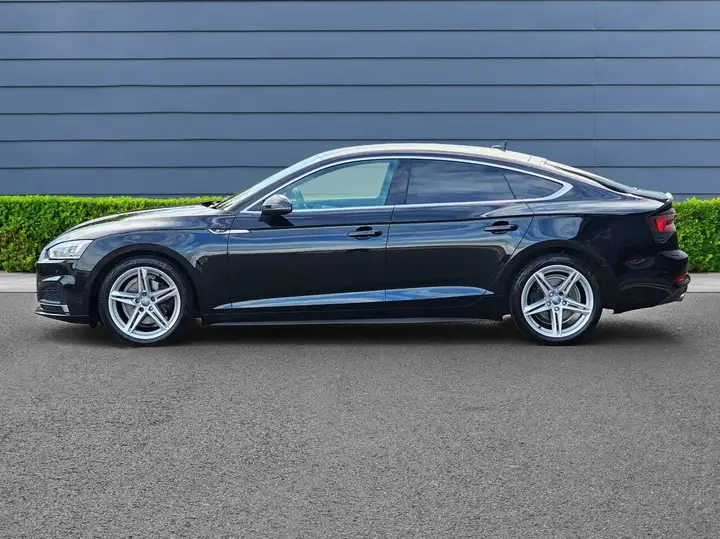 Audi A5 2017 photo 5