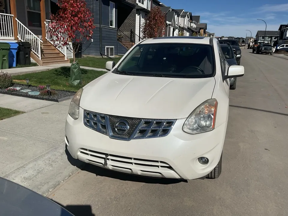 Nissan Rogue 2013 photo 2