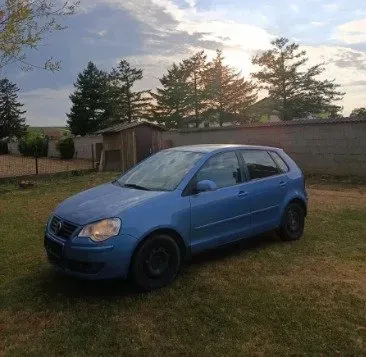 Volkswagen Polo 2006 photo 2