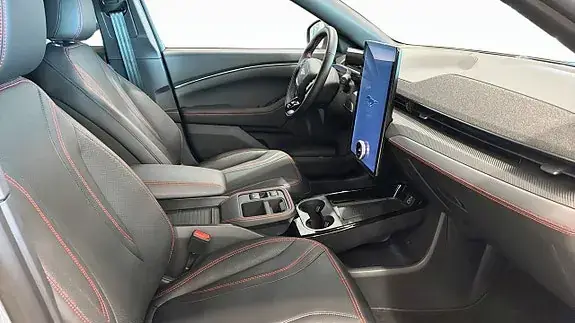 Ford Mustang Mach-E 2025 photo 3