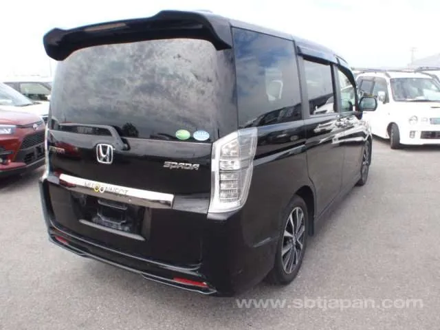 Honda Stepwagon 2013 photo 4