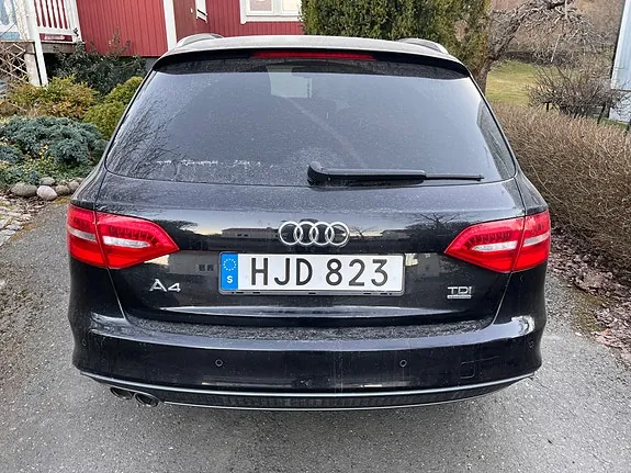Audi A4 2014 photo 4