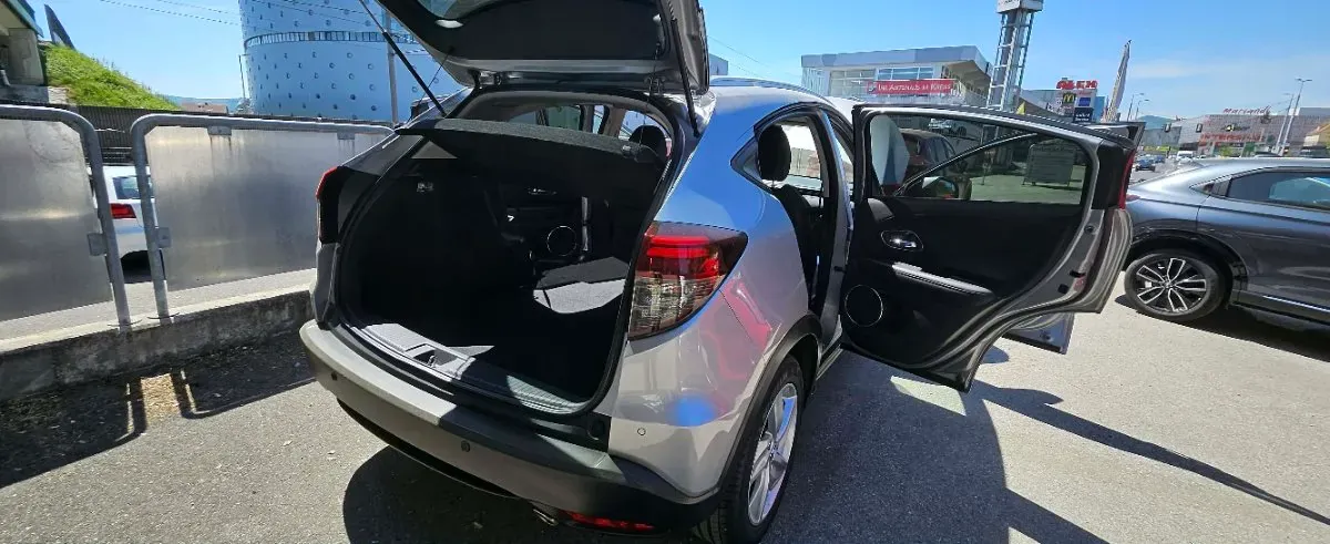 Honda Hr-V 2019 photo 3