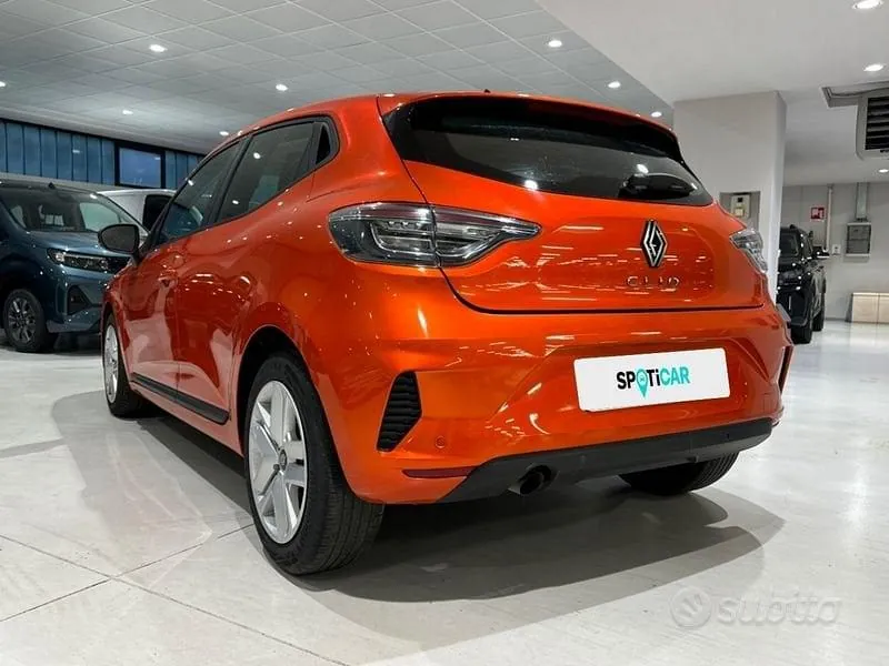 Renault Clio 2024 photo 3