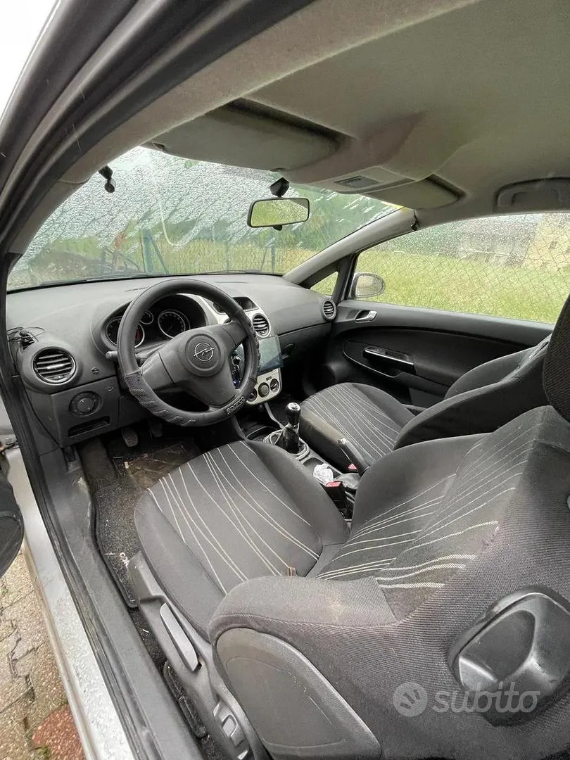 Opel Corsa 2007 photo 4