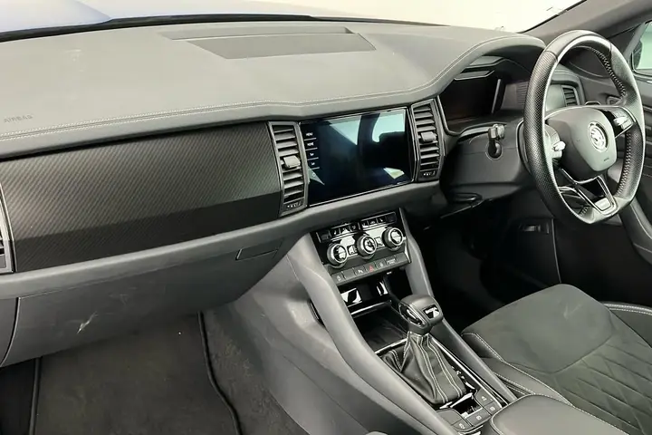 Skoda Kodiaq 2023 photo 2