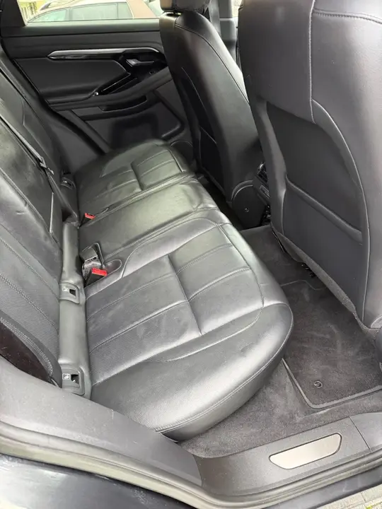 Land Rover Range Rover Evoque 2022 photo 3