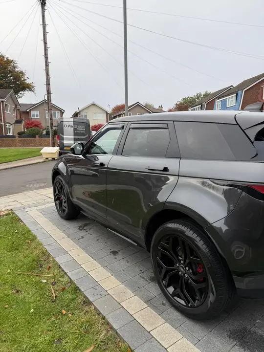 Land Rover Range Rover Evoque 2022 photo 4